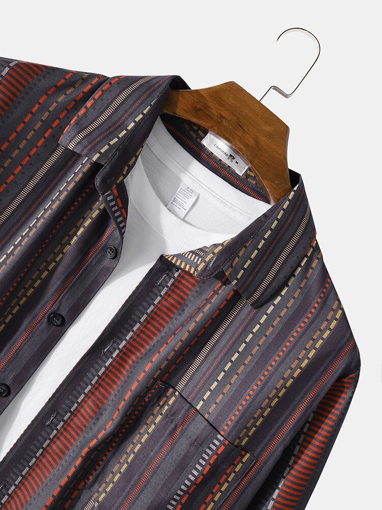 Camisa Con Botones De Bolsillo En El Pecho Con Solapa Y Estampado De Estilo Étnico Retro Para Hombre