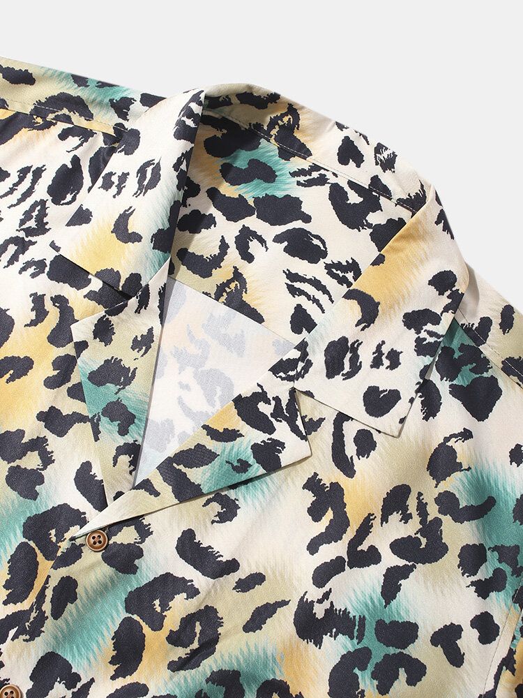 Camisa De Manga Corta Con Cuello Reverente Y Estampado De Leopardo Para Hombre