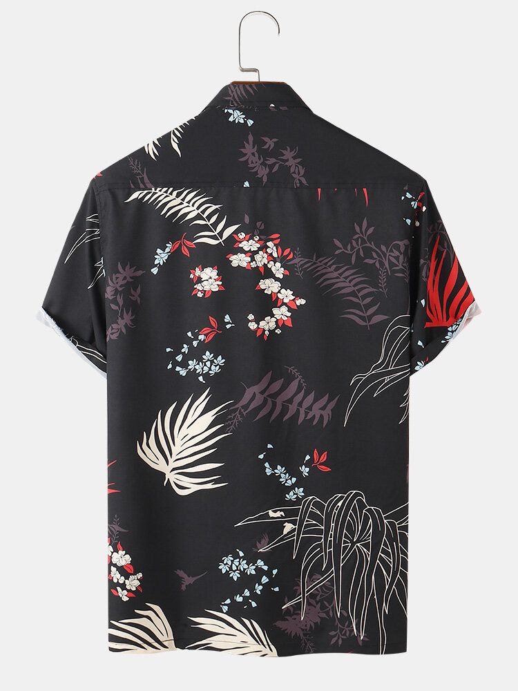 Camisa De Manga Corta Con Solapa Y Estampado De Hojas De Bolsillo Muti Para Hombre