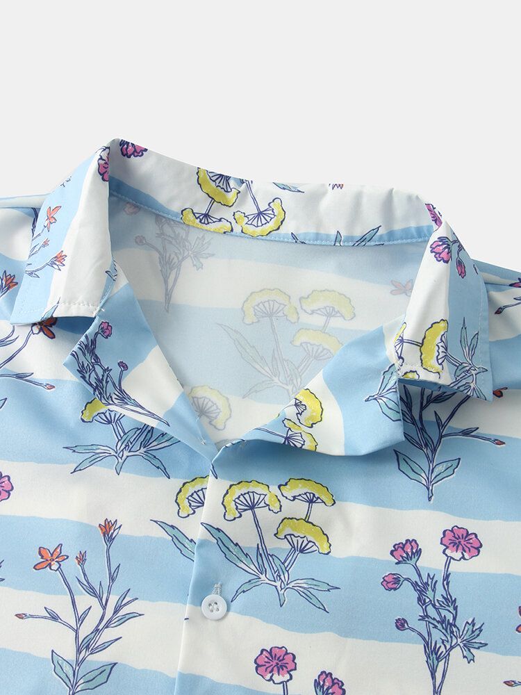 Camisa De Manga Corta Con Solapa Y Rayas Con Estampado De Flores Para Hombre