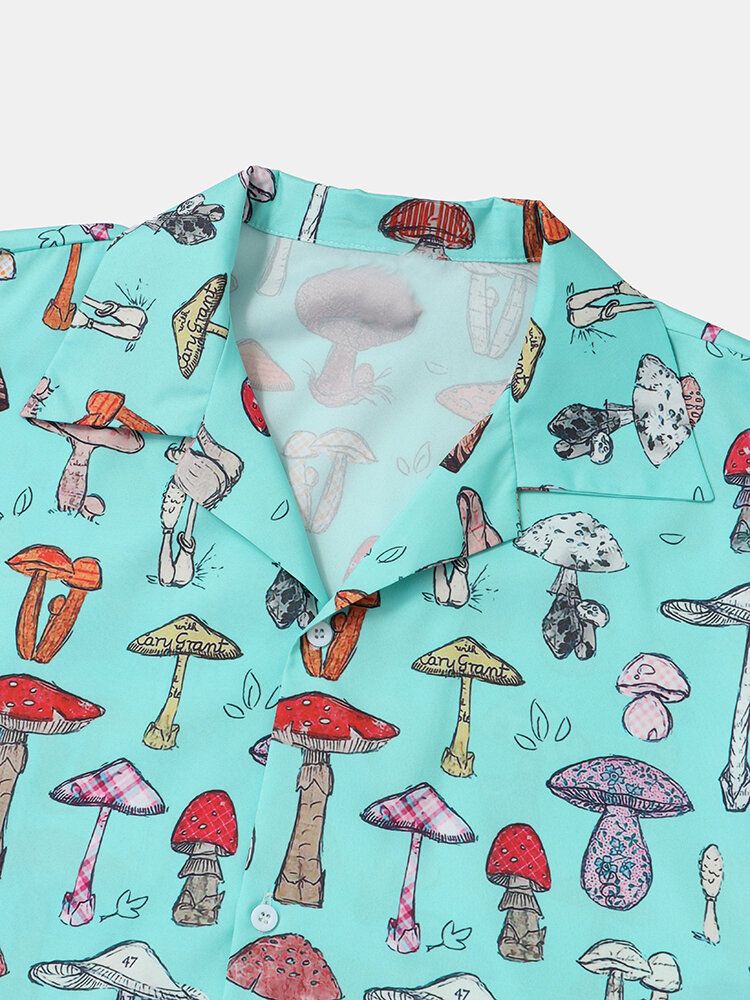 Camisa De Manga Corta De Espíritu Comunitario Con Estampado De Dibujos Animados De Hongos Para Hombre