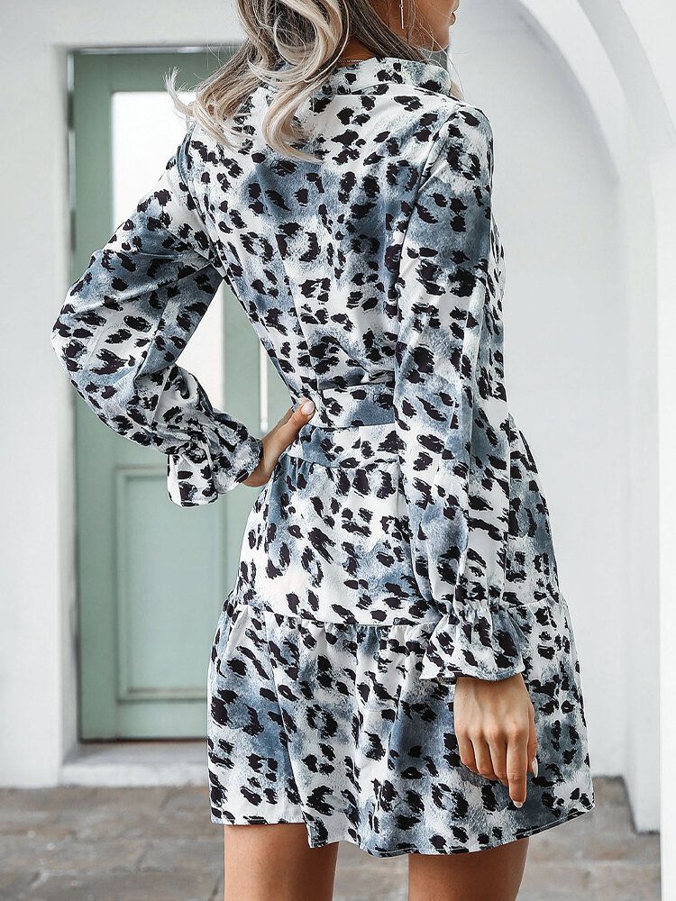 Vestido Anudado Con Botones Y Manga Larga Con Cuello Alto Y Estampado De Leopardo