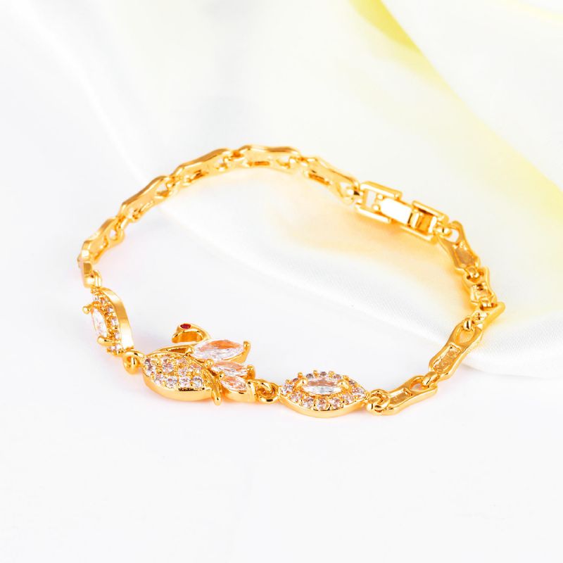 Hermoso Brazalete De Mujer Chapado En Circonitas Con Diamantes Oro De 18 Quilates