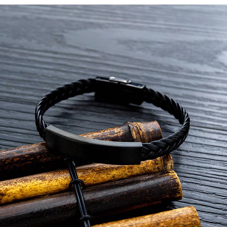 Pulsera De Cuero Tejida Para Hombre De Acero Titanio