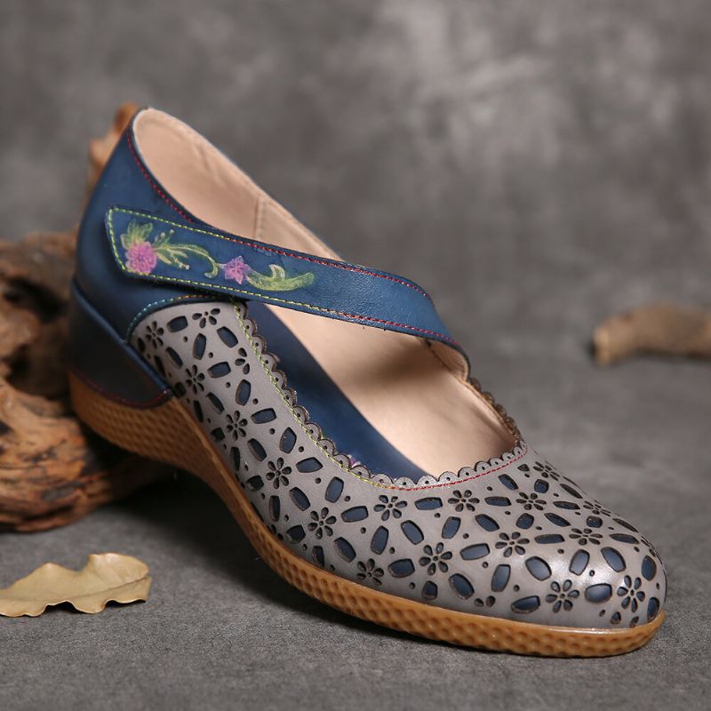 Retro De Cuero Con Recortes Florales Punta Redonda En Relieve Floral Hool Loop Wedges Pumps