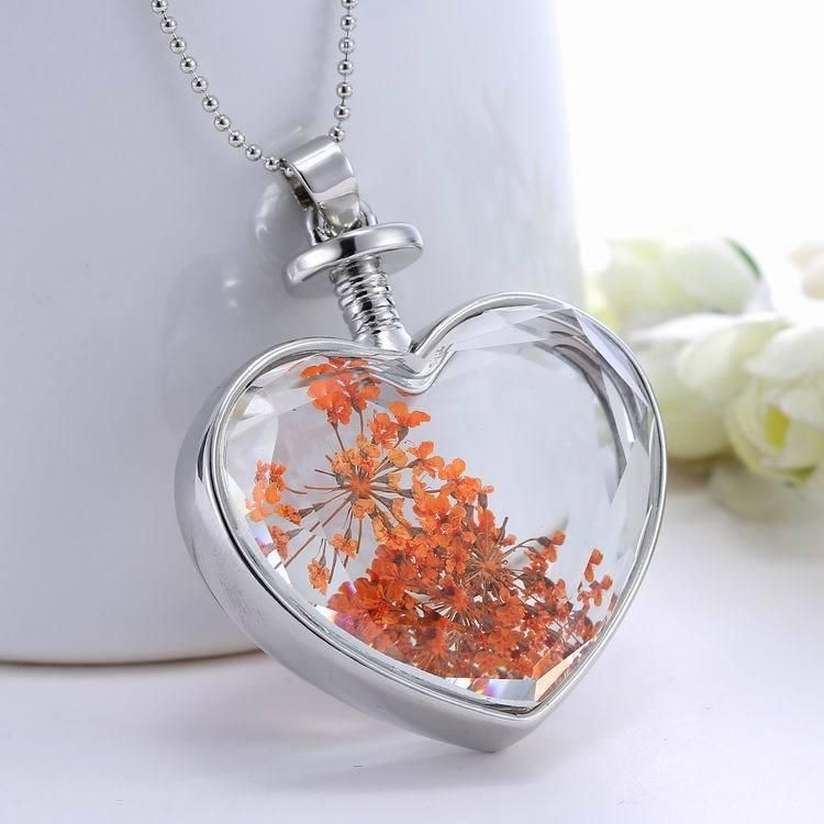 Collar Interior De Flores Secas Naturales Dulces Colgante De Corazón De Cristal Para Mujer El Mejor Regalo