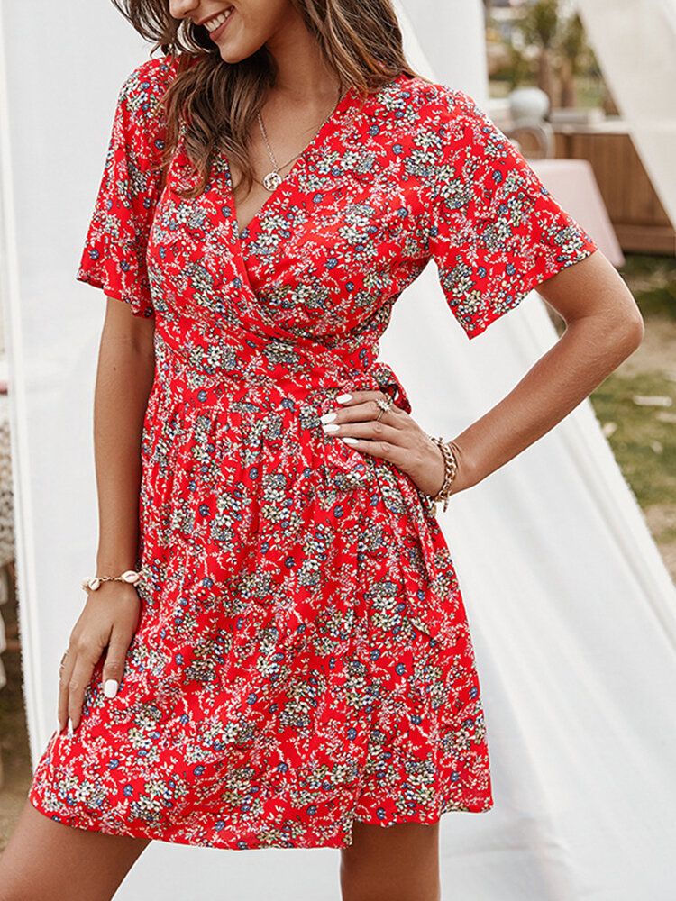 Vestido De Manga Corta Con Estampado Floral Cruzado Y Cruzado