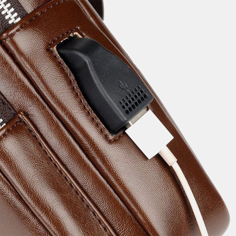 Hombres Pu Cuero Carga Usb Impermeable Agujero Para Auriculares Bolso Bandolera De Negocios Bolso En El Pecho Bolso Bandolera