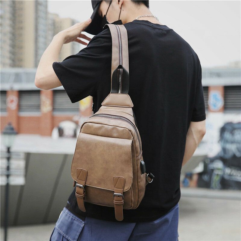 Hombres Retro Agujero Para Auriculares Multi-carry Usb Charging Multi-layers Impermeable Crossbody Bag Pecho Bolsa Sling Bag