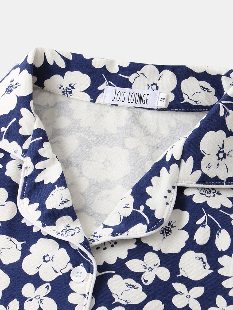 Conjunto De Pijama Para El Hogar De Manga Corta Con Bolsillo En El Pecho Y Cuello Reverente Con Estampado Floral De Margaritas De Talla Grande Para Mujer