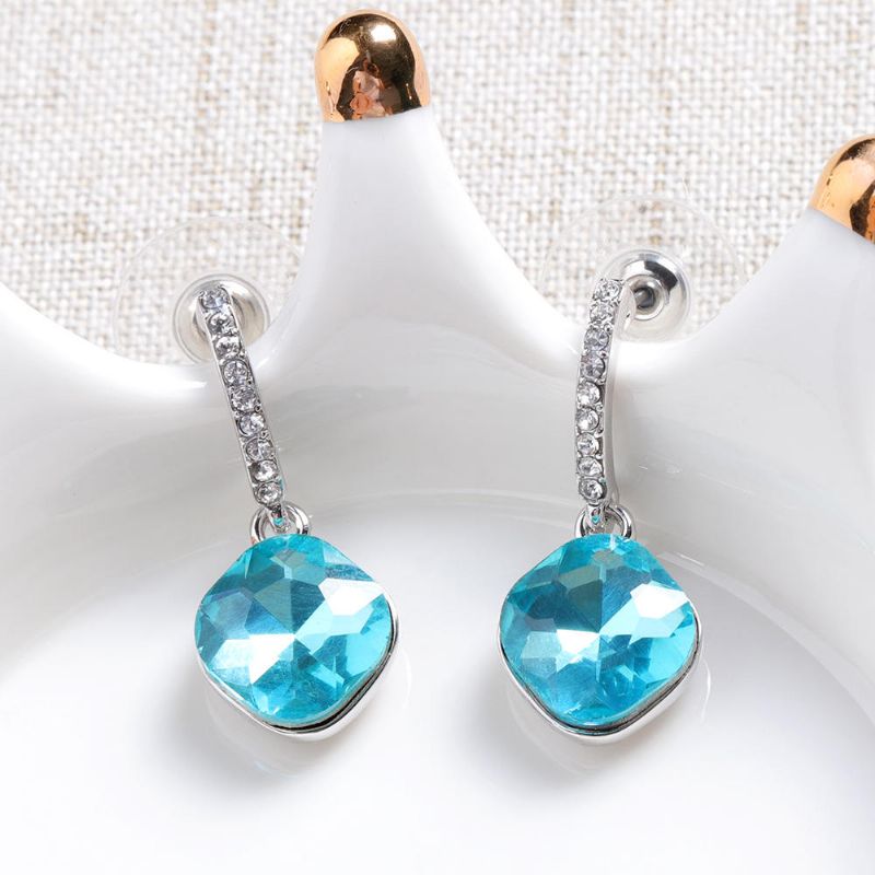 Pendiente De Gota De Cristal Clásico Pendientes De Mujer De Diamantes De Imitación Deslumbrantes Elegantes El Mejor Regalo