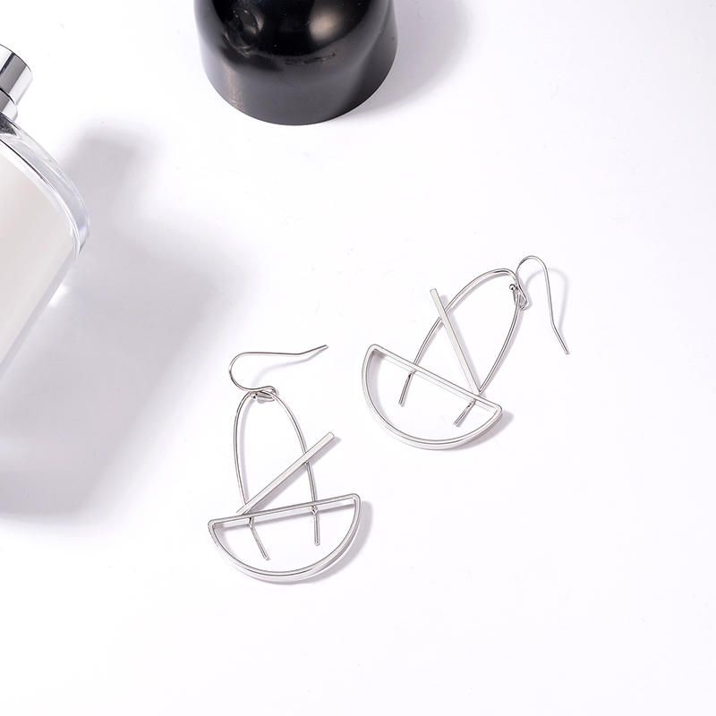 Pendientes Colgantes Geométricos Chapados En Platino De Moda Estilo Simple Piercing Gota De Oreja Para Mujer El Mejor Regalo