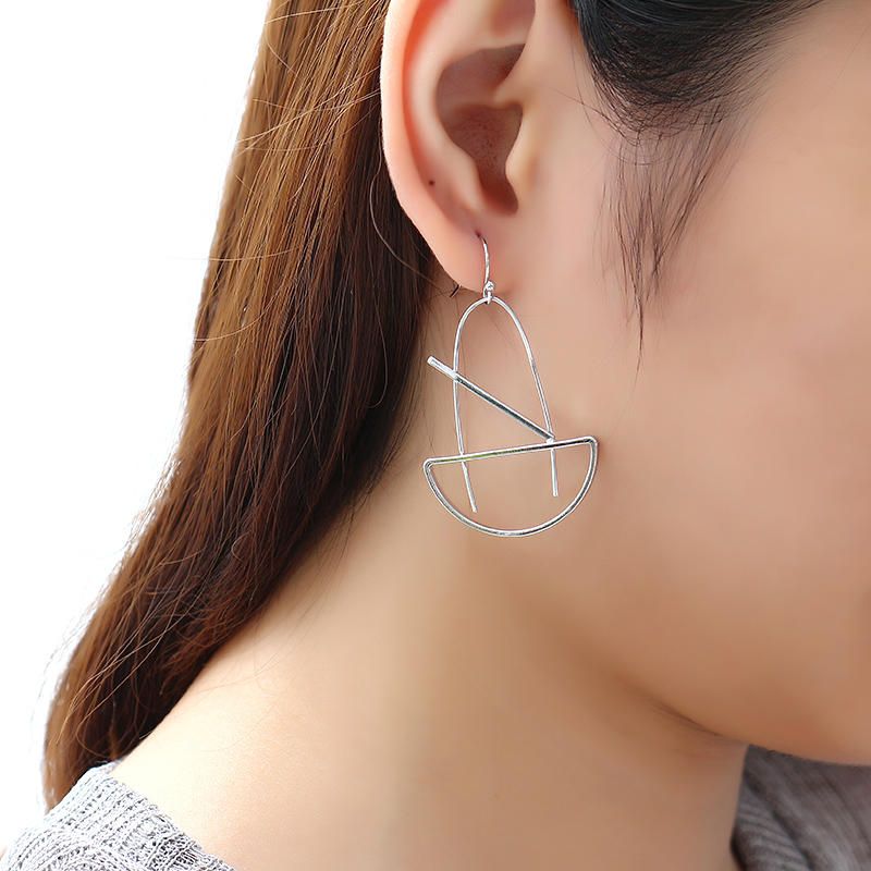 Pendientes Colgantes Geométricos Chapados En Platino De Moda Estilo Simple Piercing Gota De Oreja Para Mujer El Mejor Regalo