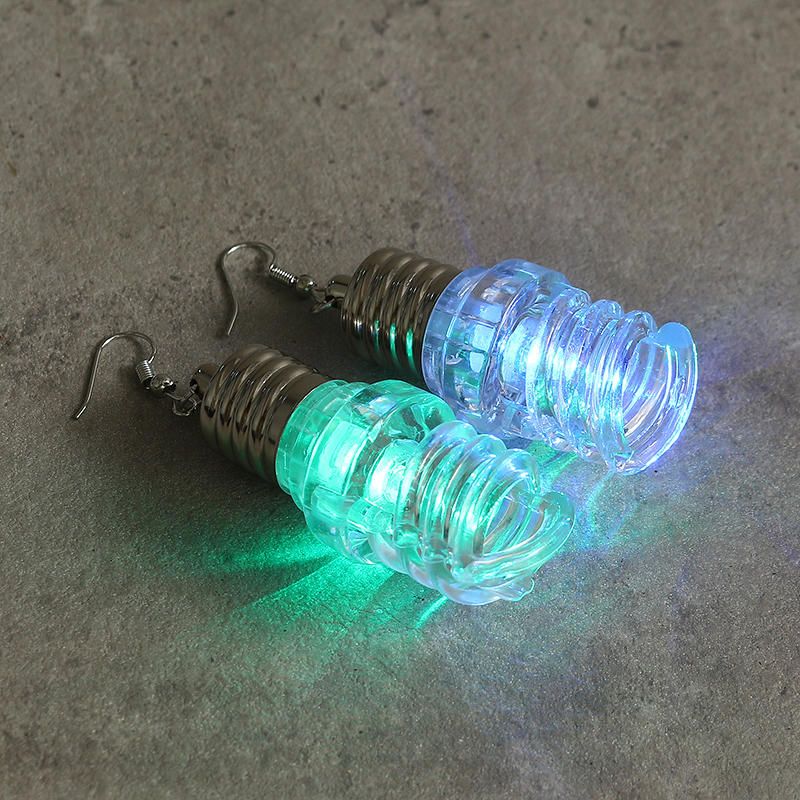 Pendientes Con Forma De Bombilla Led Lindos Accesorios De Fiesta Para Mujeres