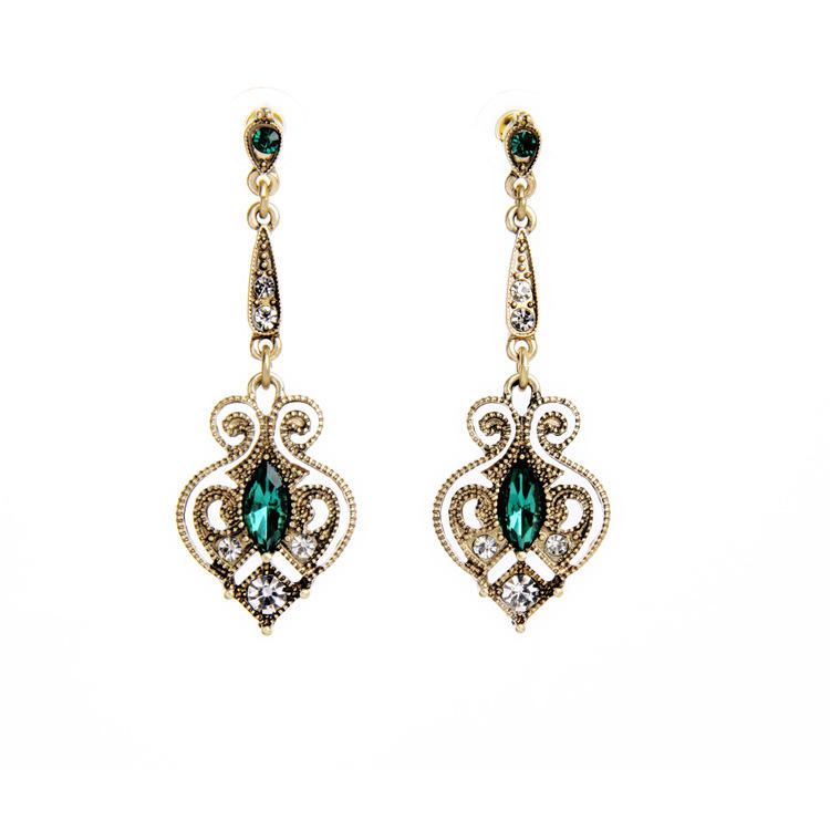 Retro Peach Heart Elegante Earring Green Gem Ear Drop Para Mujer