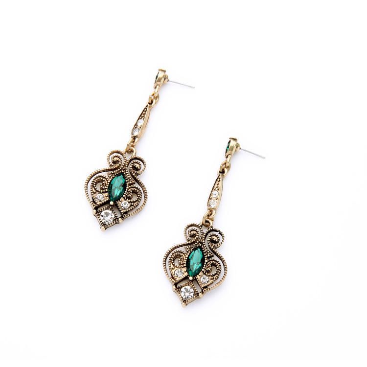 Retro Peach Heart Elegante Earring Green Gem Ear Drop Para Mujer