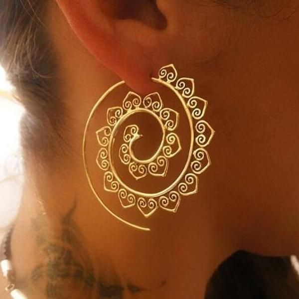 Trendy Big Circle Hoop Exagerado Espiral Corazón Pendientes En Forma De Gota Regalo Para Mujer