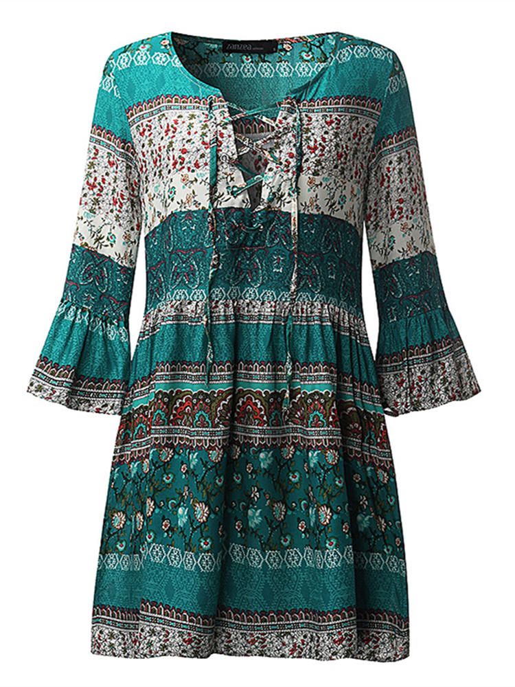 Mini Vestido Estampado Floral Con Cuello En V Y Manga De Campana Para Mujer Bohemia