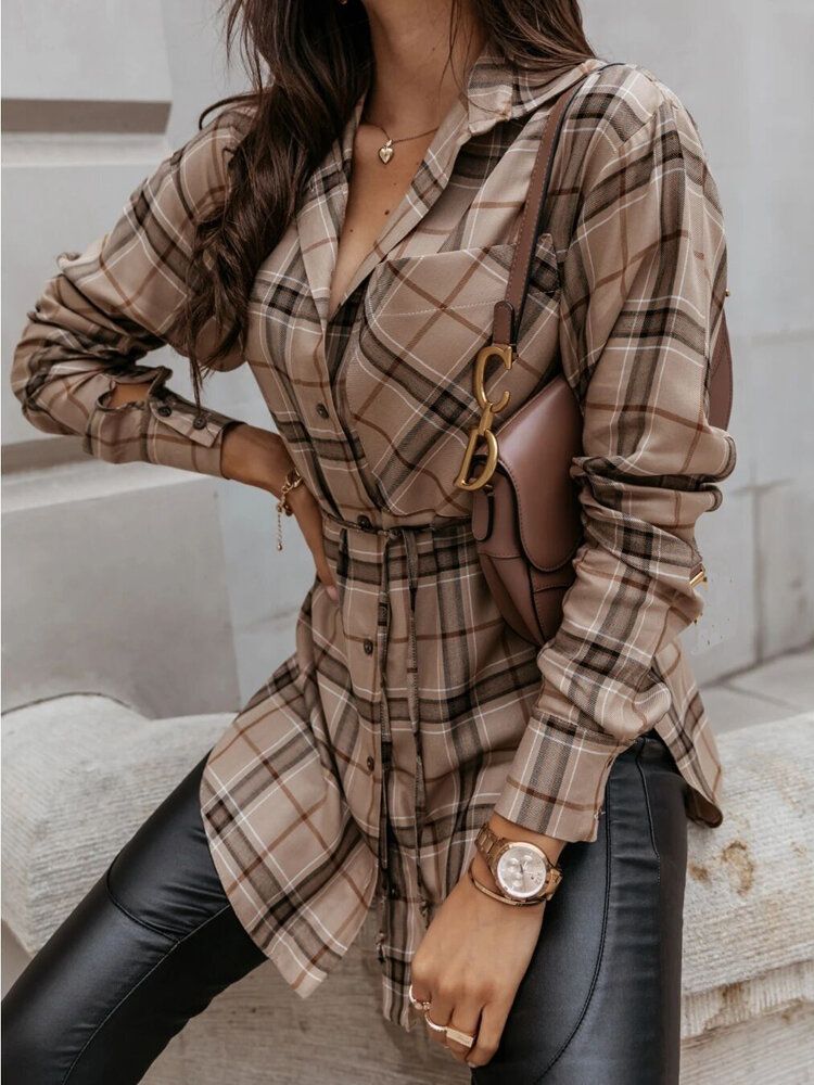 Mujeres Plaid Solapa Cintura Corbata Manga Larga Tenedor Lateral Camisas De Longitud Media Con Bolsillo