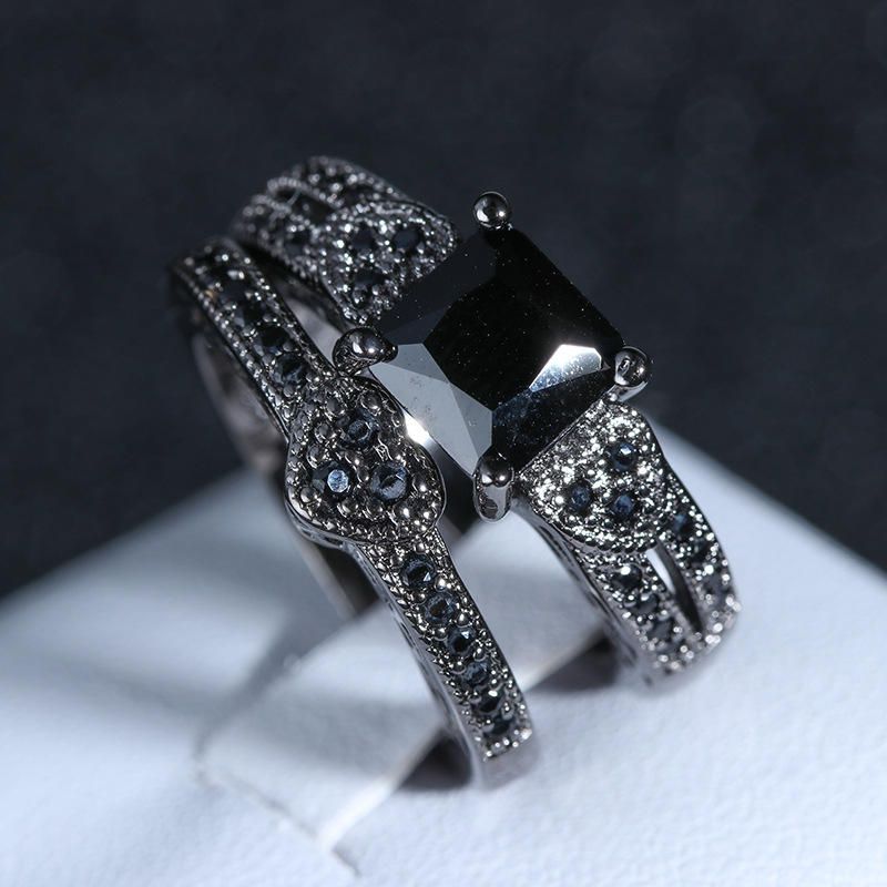 2pcs Set Classic Engagement Ring Gun Conjuntos De Anillos De Corazón De Circonita Negra Para Mujeres