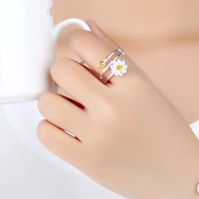 Anillo Chapado En Plata Para Mujer Étnica Lotus Charm Flor Sólida Apilable Anillo Ajustable De Extremo Abierto