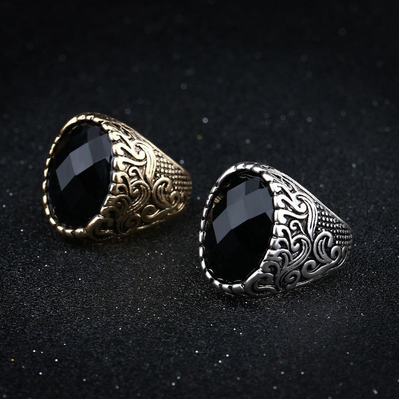 Retro Classic Black Gem Jewelry Exquisito Tallado Totem Geometry Anillo De Hombre