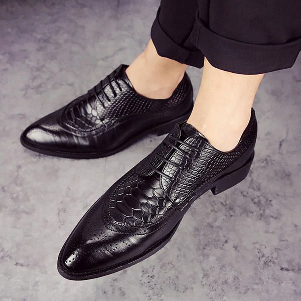 Zapatos Formales De Negocios Con Punta Puntiaguda De Cuero Genuino Estilo Brogue Para Hombres