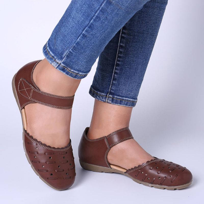 Mujeres Casual Hollow Out Hoop Loop Flats