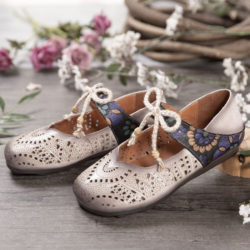 Retro Hollow Floral Suela Suave Nudo Punta Redonda Correa De Tobillo Zapatos Planos