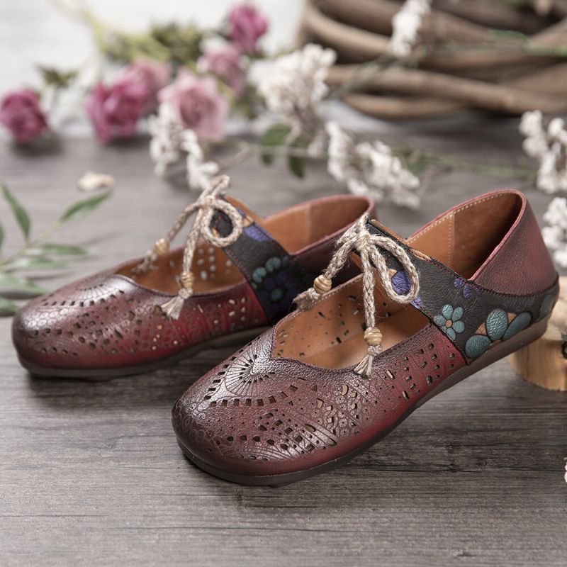 Retro Hollow Floral Suela Suave Nudo Punta Redonda Correa De Tobillo Zapatos Planos