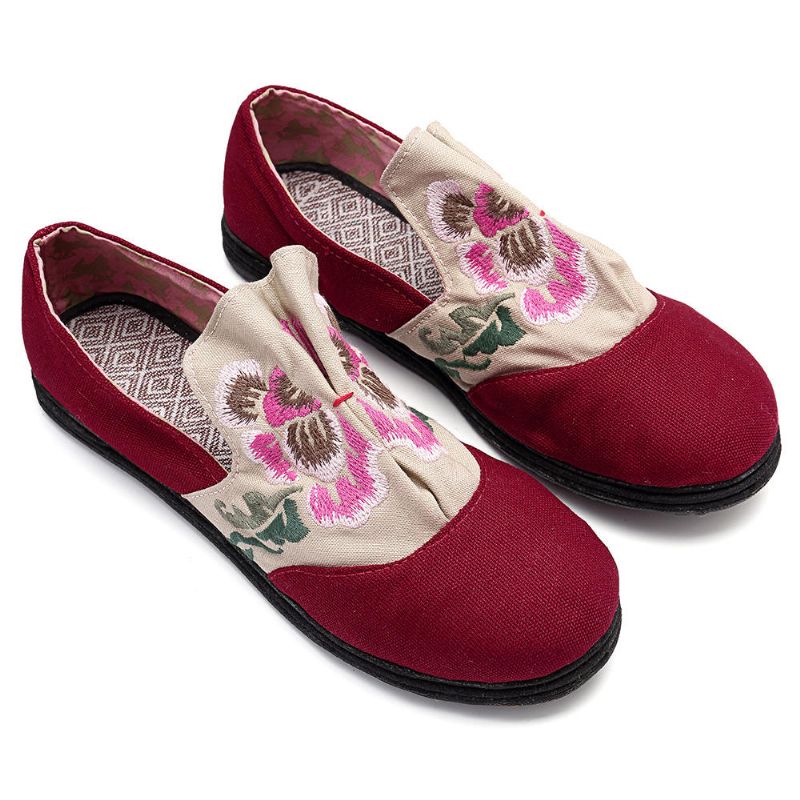 Zapatos De Mocasines Planos Con Bordado Floral Folkways