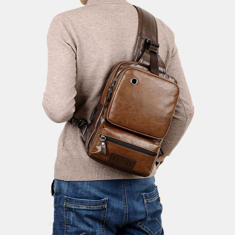 Hombres Pu Cuero Vintage Multifunción Auricular Agujero Carga Usb Bolso Bandolera Bolso En El Pecho Bolso Bandolera