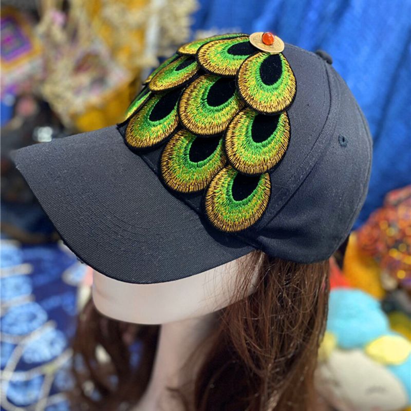 Gorra De Béisbol Con Plumas Estampadas Bordadas Para Mujer