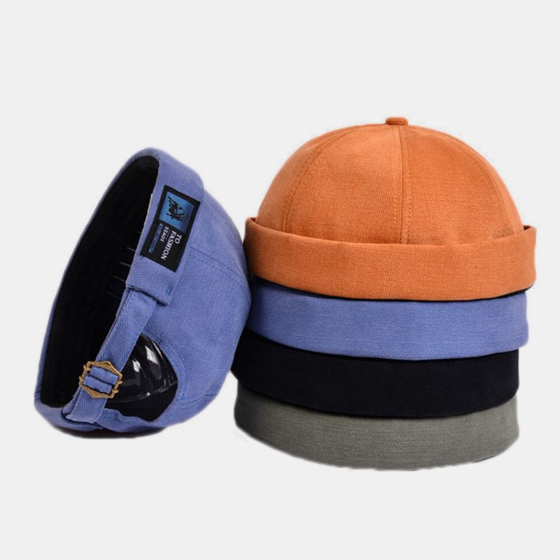 Unisex Algodón Carta Patrón De Parche De Dibujos Animados Color Sólido Gorro Sin Ala Gorra De Propietario Gorra De Calavera