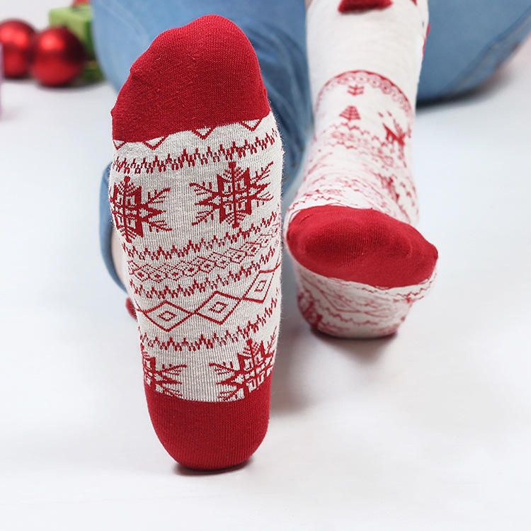 Calcetines De Algodón De Alce Navideño Lindo Para Mujer Calcetines De Tubo Medio Suaves Y Cálidos