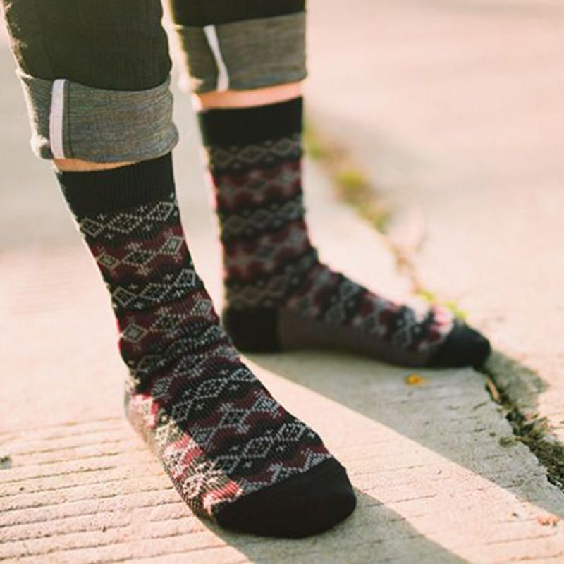 Calcetines De Tubo Medio Con Patrón De Diamantes Étnicos Retro Para Hombre