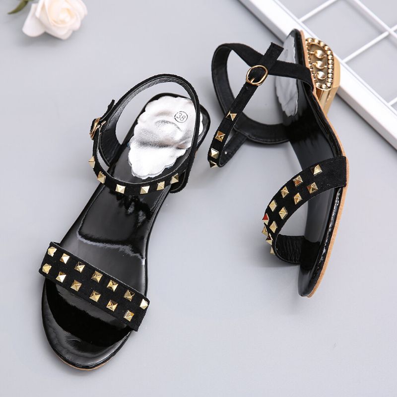 Sandalias De Tacón Bajo Con Hebilla Decorativa De Metal Con Pinchos Para Mujer