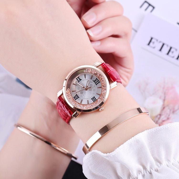 Moda De Oro Rosa De Cristal Que Fluye Números Romanos Vestido De Mujer Pulsera Reloj De Cuarzo De Cuero Para Mujer