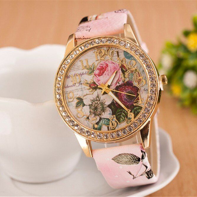 Reloj De Mujer De Estilo Bohemia De Moda Con Correa De Cuero Reloj De Cuarzo Con Patrón De Rosa Retro