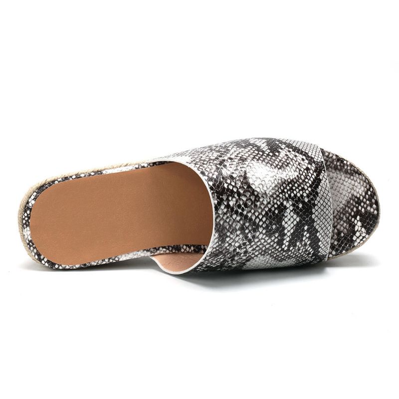 Serpentine Soft Comforting Round Toe Wedge Cómodas Pantuflas