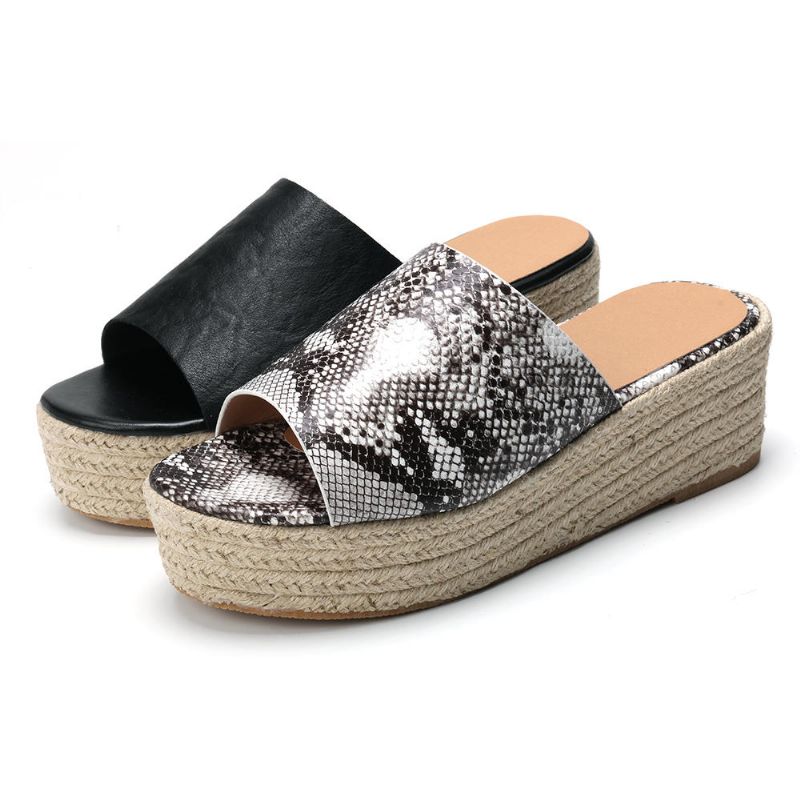 Serpentine Soft Comforting Round Toe Wedge Cómodas Pantuflas